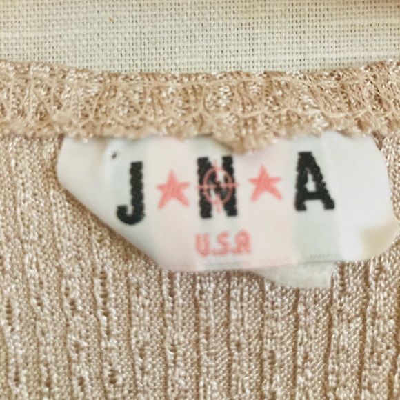 90s Tan Sparkle Crop Scoop Neck Top - Picture 5 of 6